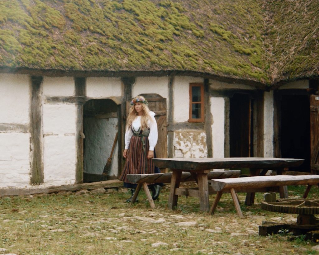 Miria-Panagio_Stills34