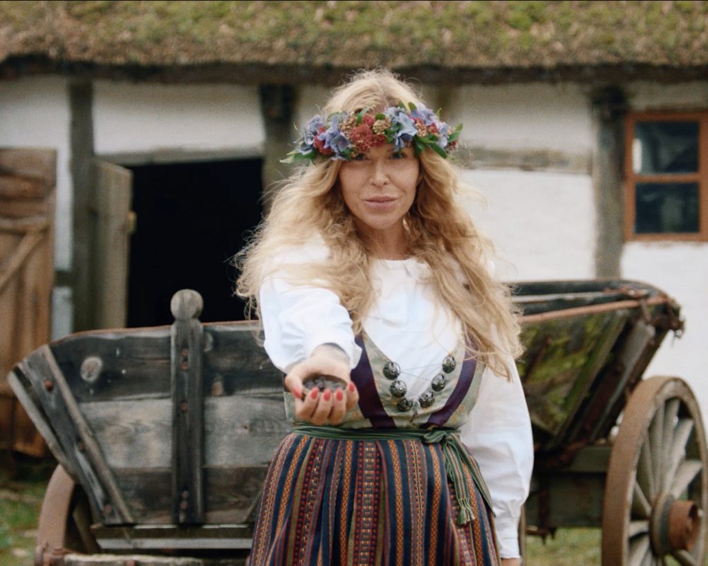 Miria-Panagio_Stills38